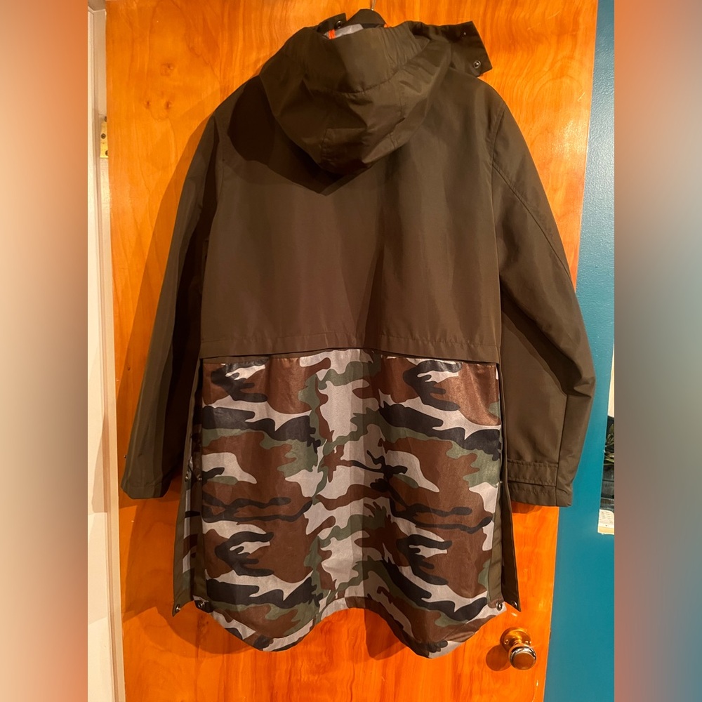 Jack and Jones Rain Jacket Green & Camo Mens L